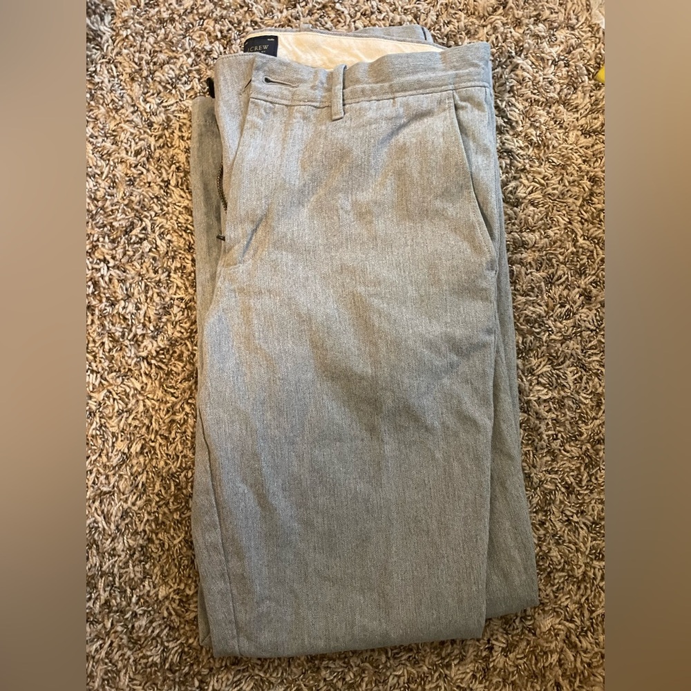 Men’s J Crew dress pants.